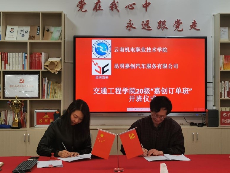 af0e1382a92a497e935909c860fe64c7.jpg af0e1382a92a497e935909c860fe64c7.jpg
