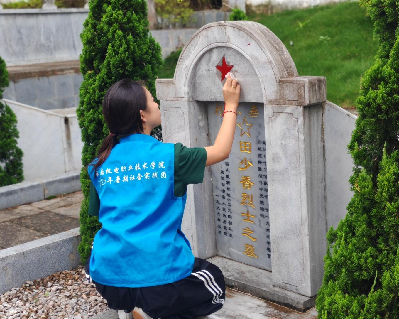 42fd19070b9e46d3bf2c6eda7f8c3774.png