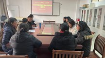 马克思主义学院直属党支部召开民主生活会征求意见座谈会