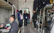 暖宿走访传关怀 安全排查守平安 ——先进制造学院深入学生宿舍开展走访与安全检查
