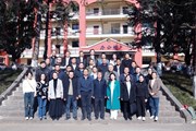 文山州教育体育局许应祥副局长一行到我校参观交流